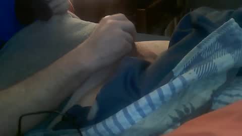 Snapshot of kingtongue10 chatting on 01/12/25, 01:05 kingtongue10 online show from 01/12/25, 01:05