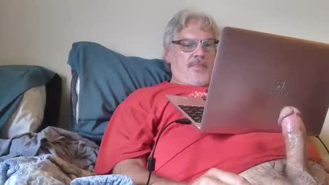 kingtongue10 online show from 05/19/26, 09:43