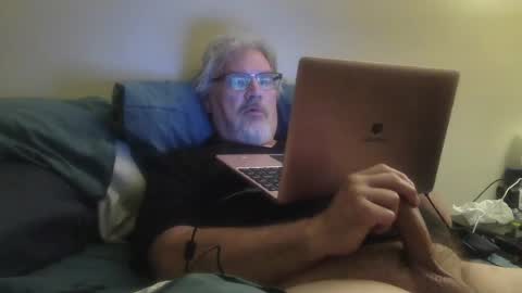 Snapshot of kingtongue10 chatting on 06/15/26, 09:22 kingtongue10 online show from 06/15/26, 09:22