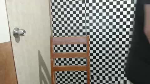 Snapshot of kingvoltage chatting on 02/25/26, 10:08 Yuki online show from 02/25/26, 10:08