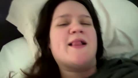 Snapshot of kinkbitch25 chatting on 03/31/26, 03:01 Kinkbitch online show from 03/31/26, 03:01