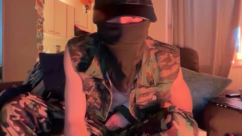 kinksterarmyboi online show from 04/04/26, 07:17