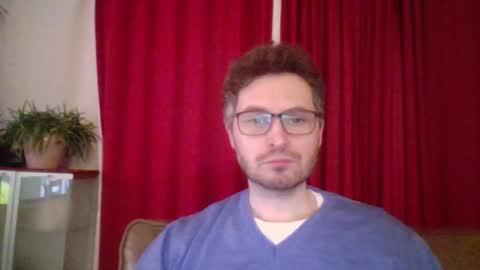 Snapshot of kinksubbydubby chatting on 01/18/26, 01:42 kinksubbydubby online show from 01/18/26, 01:42