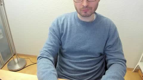 Snapshot of kinksubbydubby chatting on 02/04/26, 08:47 kinksubbydubby online show from 02/04/26, 08:47