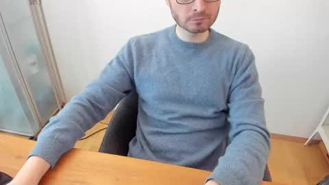 Snapshot of kinksubbydubby chatting on 02/14/26, 11:40 kinksubbydubby online show from 02/14/26, 11:40