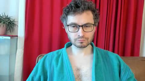 Snapshot of kinksubbydubby chatting on 02/15/26, 01:57 kinksubbydubby online show from 02/15/26, 01:57