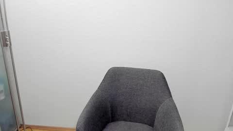 Snapshot of kinksubbydubby chatting on 02/27/26, 12:21 kinksubbydubby online show from 02/27/26, 12:21