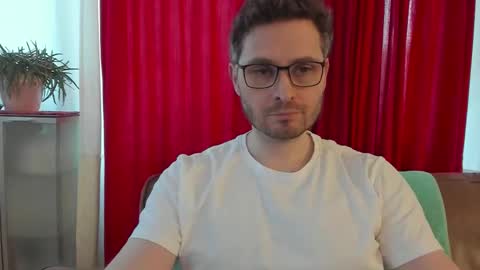 Snapshot of kinksubbydubby chatting on 02/27/26, 04:40 kinksubbydubby online show from 02/27/26, 04:40