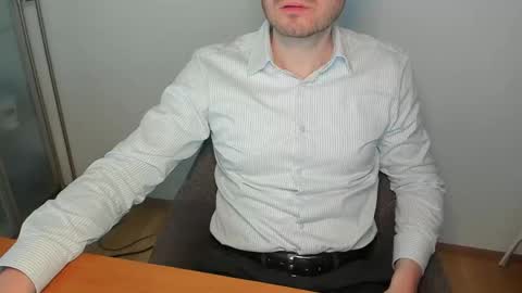 Snapshot of kinksubbydubby chatting on 03/24/26, 05:18 kinksubbydubby online show from 03/24/26, 05:18