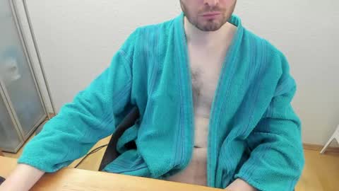 Snapshot of kinksubbydubby chatting on 04/20/26, 10:44 kinksubbydubby online show from 04/20/26, 10:44