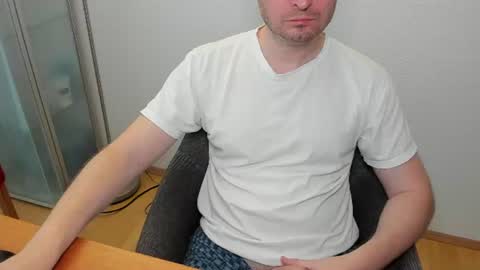 Snapshot of kinksubbydubby chatting on 07/05/26, 06:48 kinksubbydubby online show from 07/05/26, 06:48