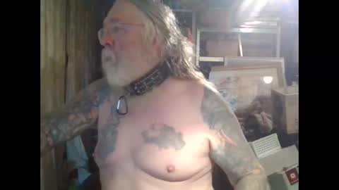 Snapshot of kinktattoos1369 chatting on 12/15/24, 02:19 kinktattoos6969 online show from 12/15/24, 02:19