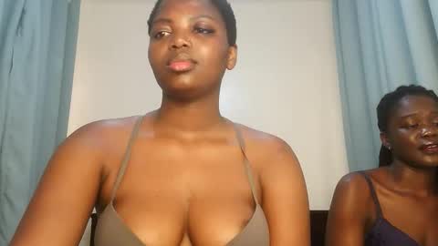 Lola online show from 09/29/25, 12:54