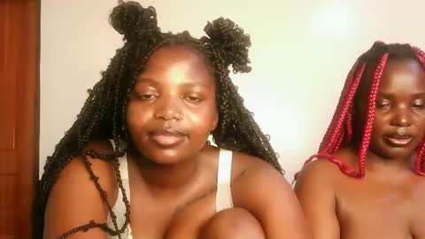 Lola online show from 02/06/26, 10:02