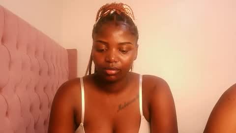 Snapshot of kinky_lola1 chatting on 03/07/26, 11:24 Lola online show from 03/07/26, 11:24