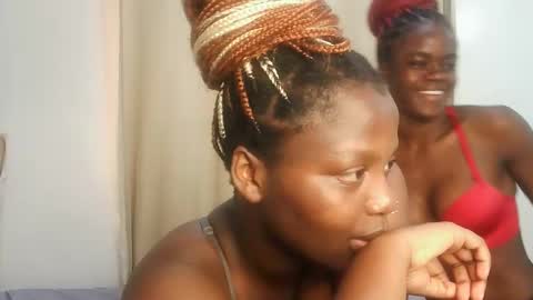 Snapshot of kinky_lola1 chatting on 03/24/26, 12:43 Lola online show from 03/24/26, 12:43