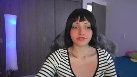 Snapshot of kinky_mj chatting on 03/30/26, 07:48 Mary your fav curly girl online show from 03/30/26, 07:48