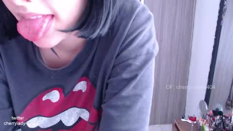 Snapshot of kinky_mj chatting on 04/14/26, 06:36 Mary your fav curly girl online show from 04/14/26, 06:36