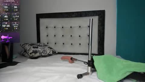 Snapshot of kinky_polar chatting on 03/27/26, 09:03 Polar online show from 03/27/26, 09:03