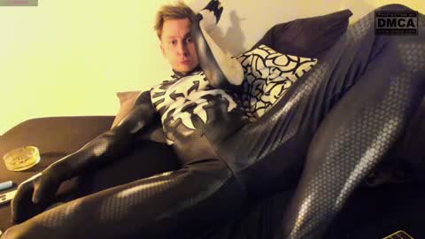 kinky_spidey online show from 12/01/24, 05:57