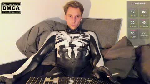 kinky_spidey online show from 01/19/25, 10:17