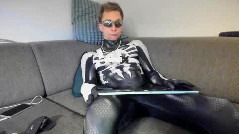 kinky_spidey online show from 11/01/25, 01:57