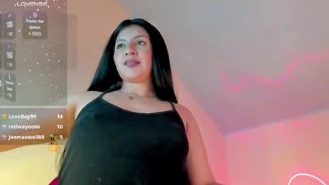 Snapshot of kinky_yeyns chatting on 02/11/25, 12:28 kinky yeyns online show from 02/11/25, 12:28