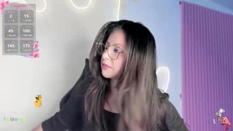 Snapshot of kinky_yeyns chatting on 03/09/26, 12:25 kinky yeyns online show from 03/09/26, 12:25