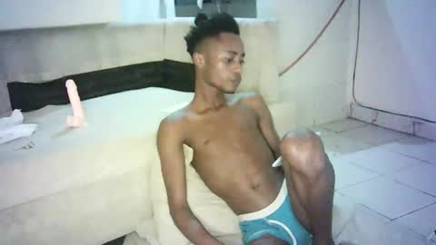 kinkybby_ online show from 03/02/25, 06:08