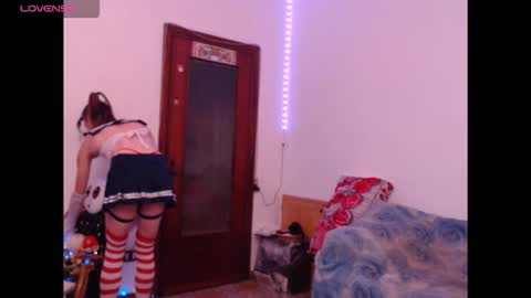 Snapshot of kinkyerikat chatting on 10/31/25, 01:28 Anya online show from 10/31/25, 01:28