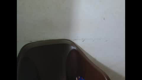 Snapshot of kinkyjuicexx chatting on 05/01/26, 12:43 kinkyjuicexx online show from 05/01/26, 12:43