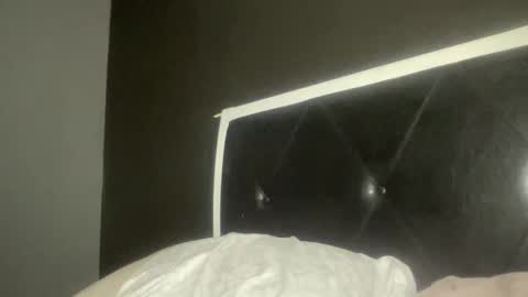 Bunniii online show from 02/08/25, 03:41