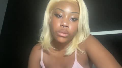 Bunniii online show from 02/08/25, 06:43