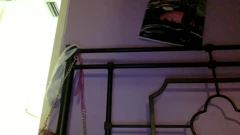 Snapshot of kinkykittee chatting on 04/09/26, 02:22 Bunniii online show from 04/09/26, 02:22