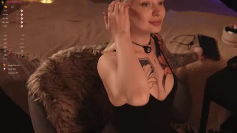 kinkylina_ online show from 02/27/25, 04:32