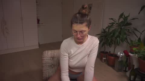 Mary the Soulmate online show from 12/19/24, 04:35