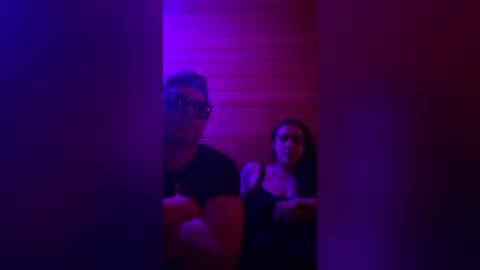 Snapshot of kinkyqueercouplemfjanda chatting on 07/09/26, 02:59 kinkyqueercouplemfjanda online show from 07/09/26, 02:59