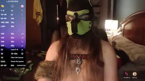 Snapshot of kinkywolf87 chatting on 04/19/26, 05:18 kinkywolf87 online show from 04/19/26, 05:18