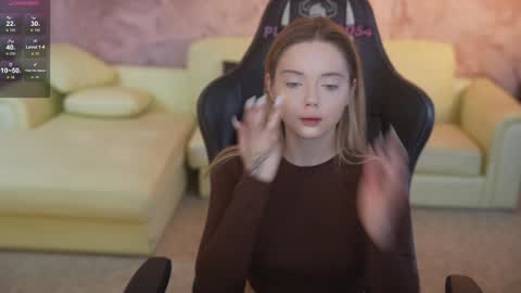 Snapshot of kira0541 chatting on 02/15/26, 08:13 Sweet girls online show from 02/15/26, 08:13