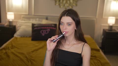 Snapshot of kira0541 chatting on 03/24/26, 09:09 Sweet girls online show from 03/24/26, 09:09