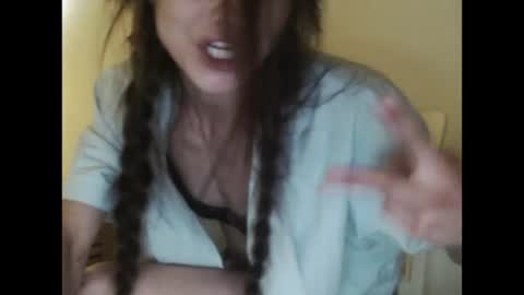 Snapshot of kira1st_ chatting on 05/21/26, 06:26 Kira1st online show from 05/21/26, 06:26