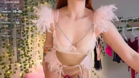 Kira Briis online show from 11/22/25, 02:05