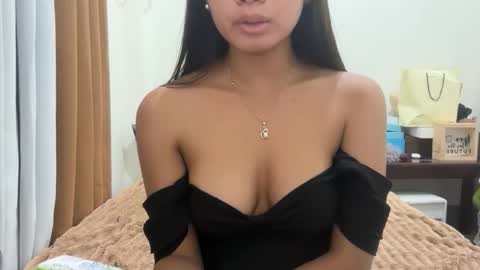 kira_danaya online show from 04/08/26, 04:07