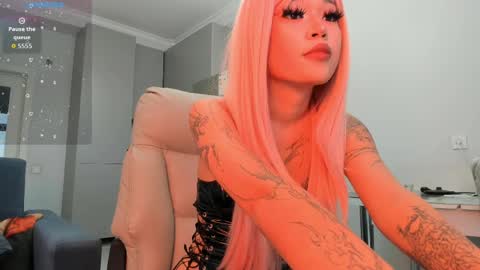 Snapshot of kira_dream17 chatting on 04/06/26, 12:28 Kira online show from 04/06/26, 12:28