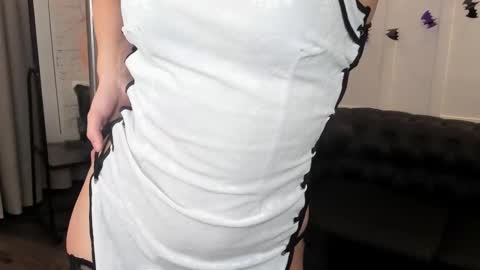 kira_energy online show from 10/26/25, 02:06