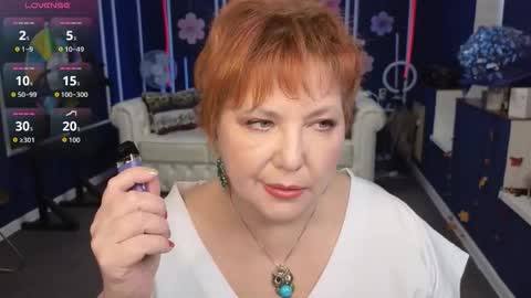 Kira Kennet online show from 11/05/25, 07:41