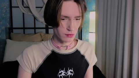 Snapshot of kira_long chatting on 10/30/25, 01:01 MADI online show from 10/30/25, 01:01