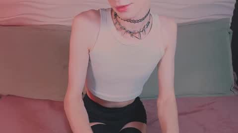 Snapshot of kira_long chatting on 11/27/25, 05:20 MADI online show from 11/27/25, 05:20