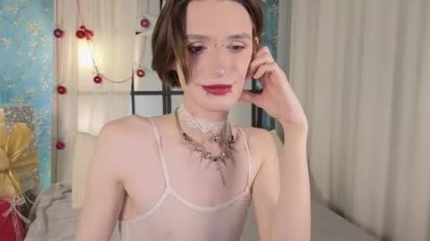 Snapshot of kira_long chatting on 12/18/25, 12:22 MADI online show from 12/18/25, 12:22