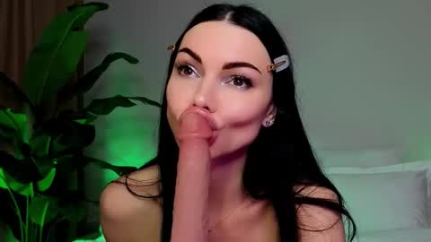 Kira and friends online show from 03/11/26, 02:06